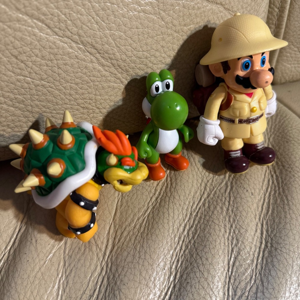 Nintendo Super Mario Odyssey Safari Mario Bowser Yoshi Action Figure Lot - Picture 7 of 7